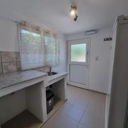 The Garden House In Paradisi